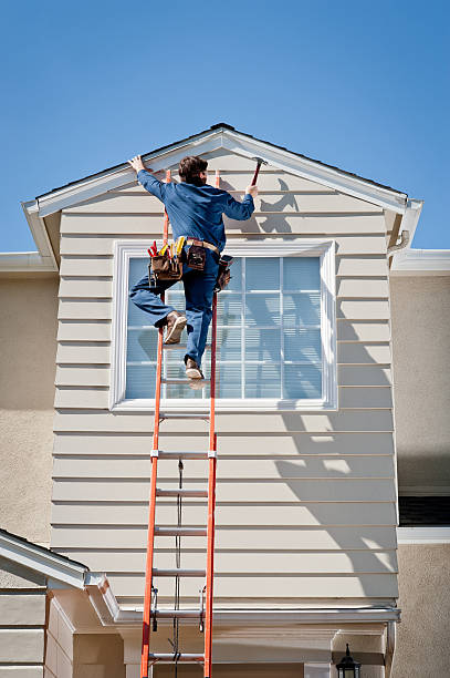 Best Vinyl Siding Installation  in Golden Hills, CA